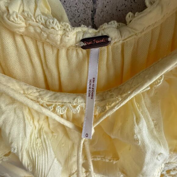 Free People Lemon Yellow Eyelet Mini Dress Romantic Boho Lace Puff Sleeve Size 0 - Picture 5 of 9